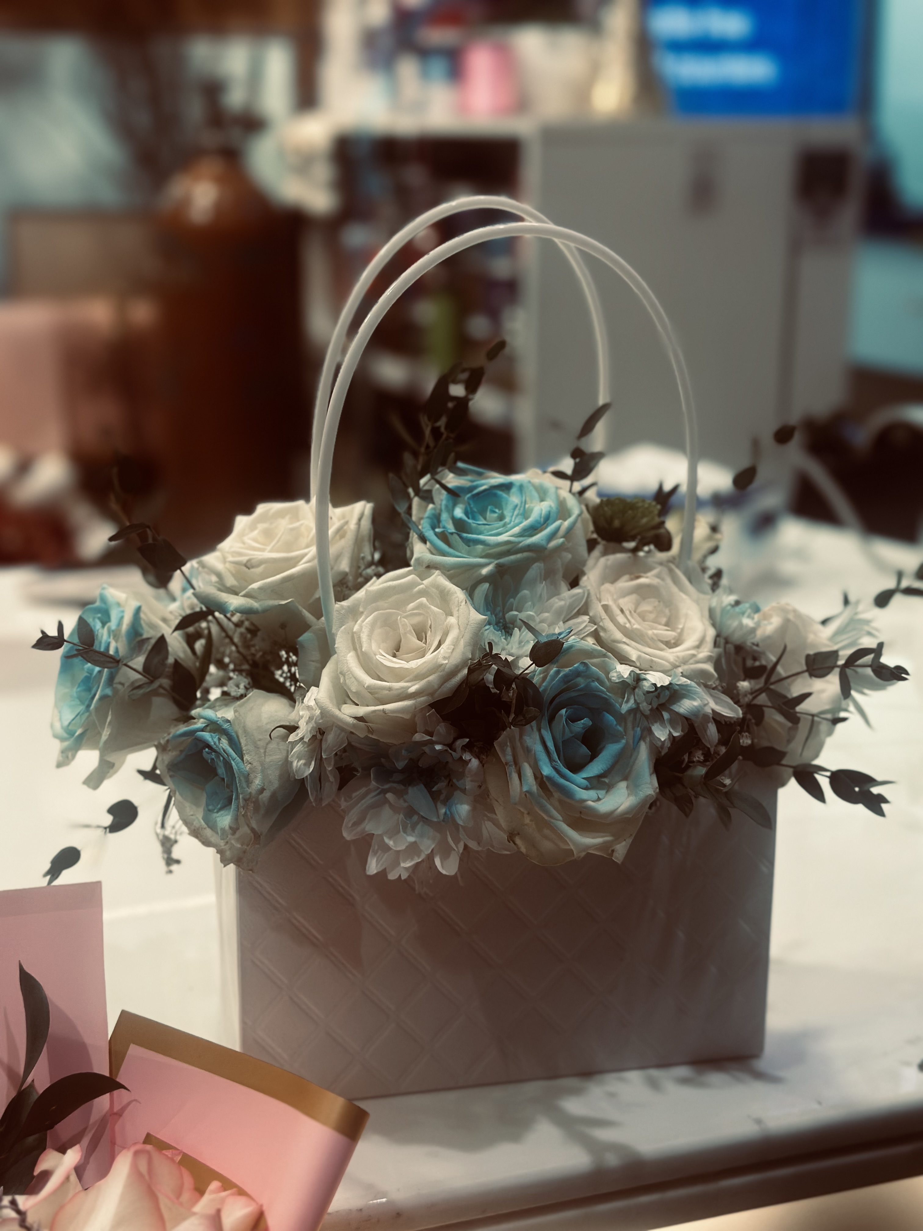 Premium FlowerBasket🌸